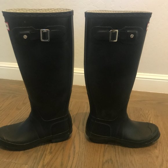 HUNTER Original Tall Matte Black Rain Boots _ Women's Size 5 BUNDLE w boot socks - Picture 5 of 8